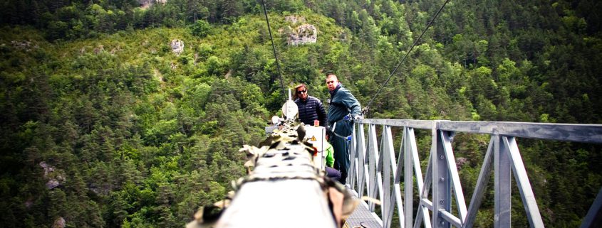le107 saut elastique extreme millau